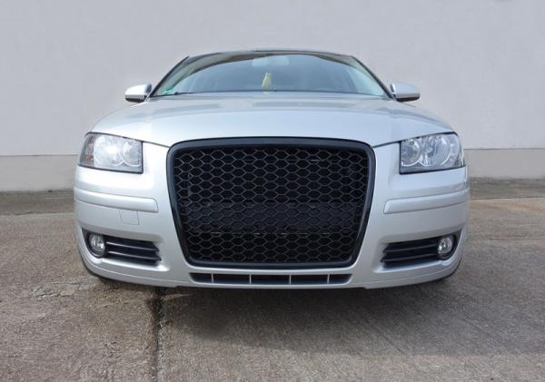 Sportgrill Frontgrill Kühlergrill Wabengrill Passend für Audi A3 8P Grill mit Emblemhalter 05-08