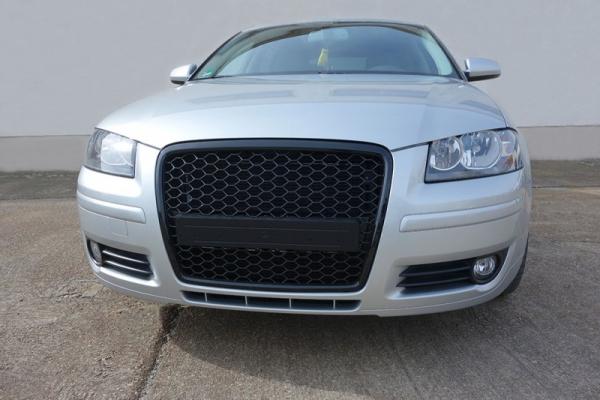 Sportgrill Frontgrill Kühlergrill Wabengrill Passend für Audi A3 8P Grill 05-08
