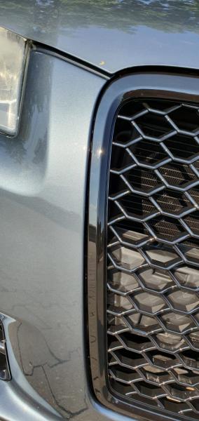 Kühlergrill Sport mit Emblem und Kennzeichenhalter passend für Audi A3 8P NUR S-Line