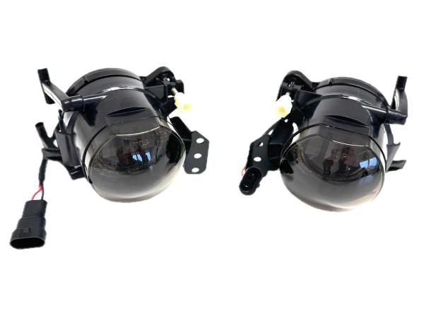 LED Nebelscheinwerfer Set passend für BMW 5er E60 / E61 03-07, 3er E90 / 91 04-12, 3er E46 Coupe/Cabrio 03-07 schwarz/rauch