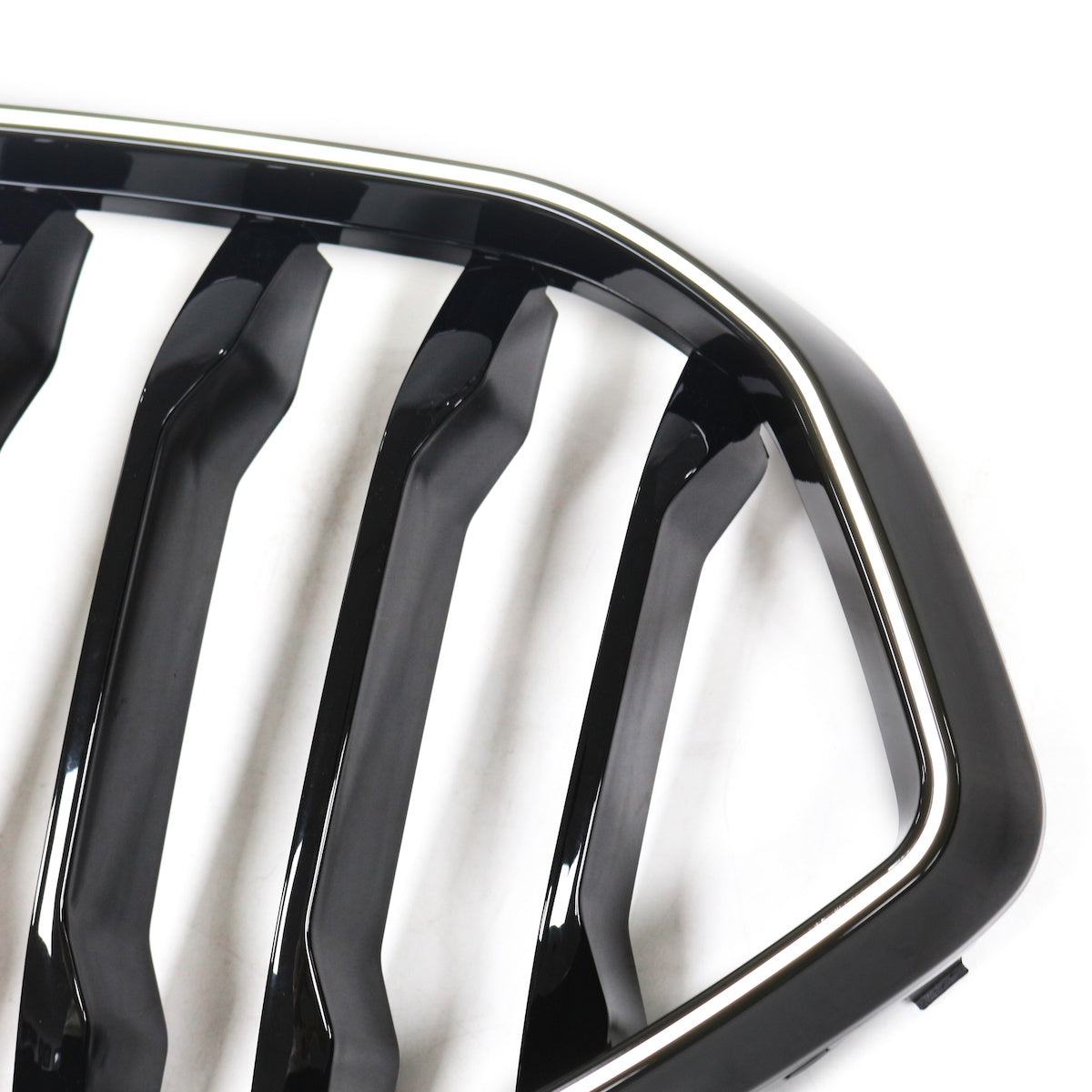 LED Single Slat Gloss Black Grille passend für BMW X6 G06 LCI 2023+ – Bild 6