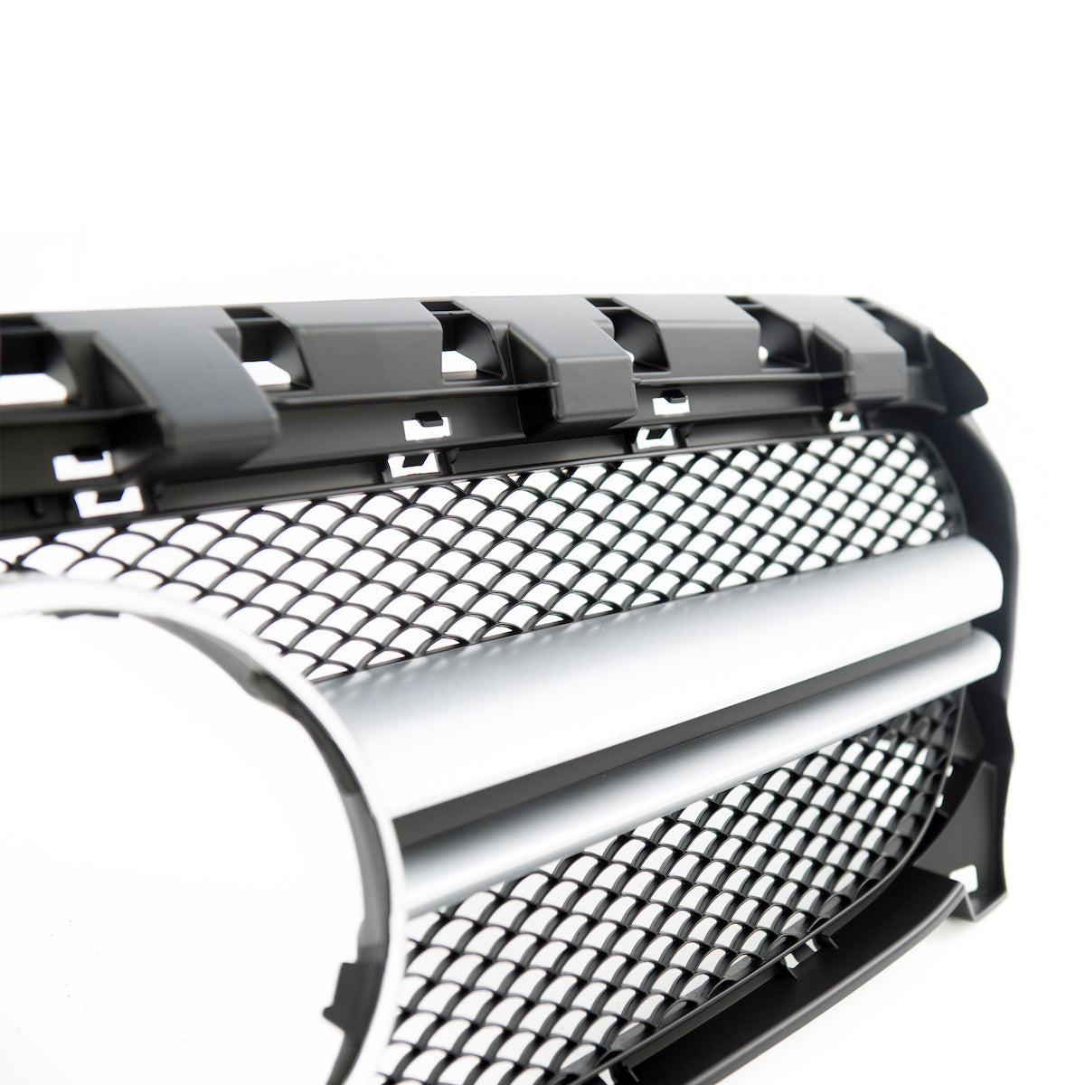 Front Grille Silver passend für Mercedes CLA C117 2016-2019 – Bild 4