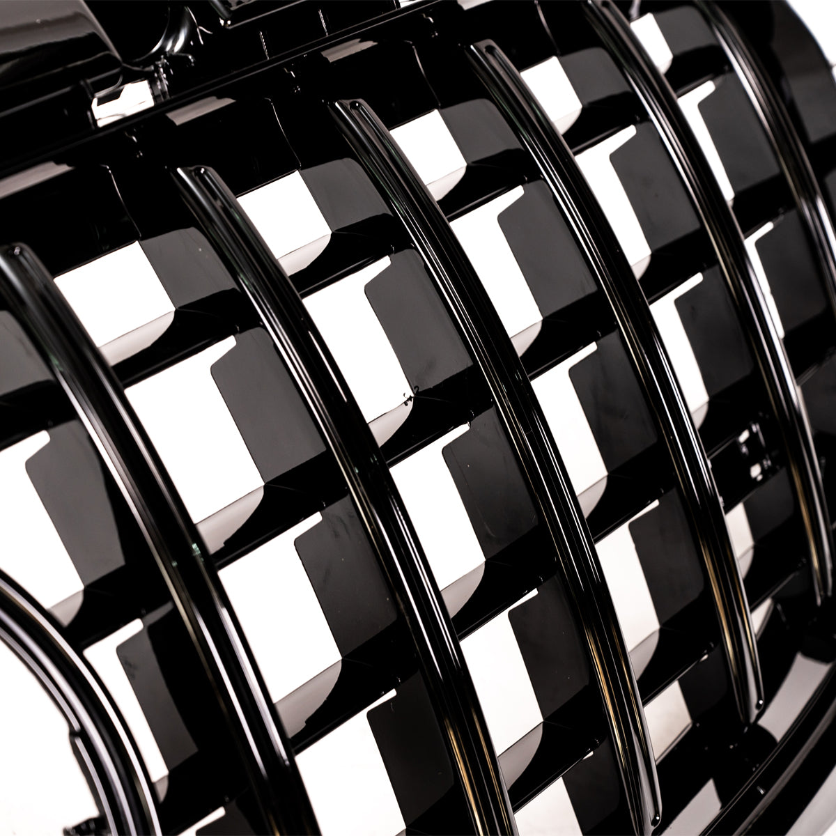 Front Grille Gloss Black Panamericana GT passend für Mercedes GLA H247 2023+ – Bild 3