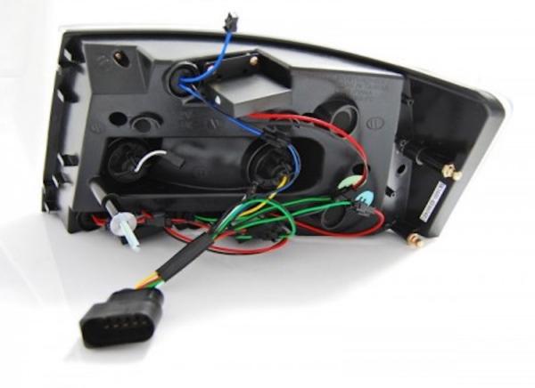 LED Lightbar Rückleuchten passend für Audi A6 C6 4F Limo Bj. 04-08 Schwarz 7-PIN
