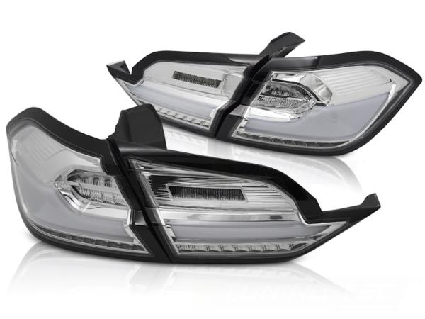 Voll LED Lightbar Rückleuchten passend für Ford Fiesta MK8 Bj. 17-21 Chrom