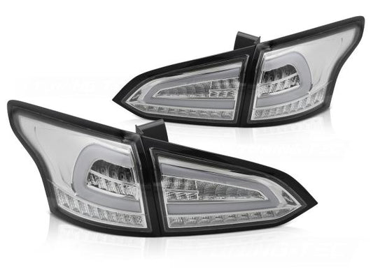 Voll LED Lightbar Rückleuchten passend für Ford Focus MK3 Turnier Bj. 11-18 Chrom