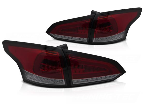 Voll LED Lightbar Rückleuchten passend für Ford Focus MK3 Turnier Bj. 11-18 Rot/Smoke