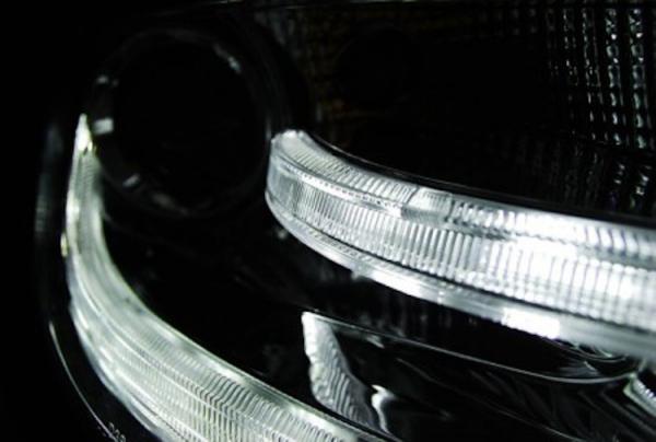 Scheinwerfer DRL LED Tagfahrlicht passend für Audi A4 B8 8K Bj. 08-11 Chrom LTI