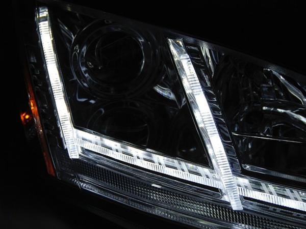 LED Tagfahrlicht Design Scheinwerfer passend für Audi TT 8J 06-10 chrom