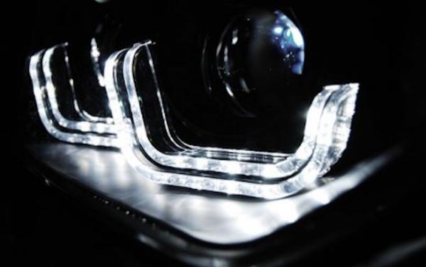 Xenon Scheinwerfer DRL U-Tube Tagfahrlicht passend für BMW 3er F30 F31 Bj. 11-15 Schwarz