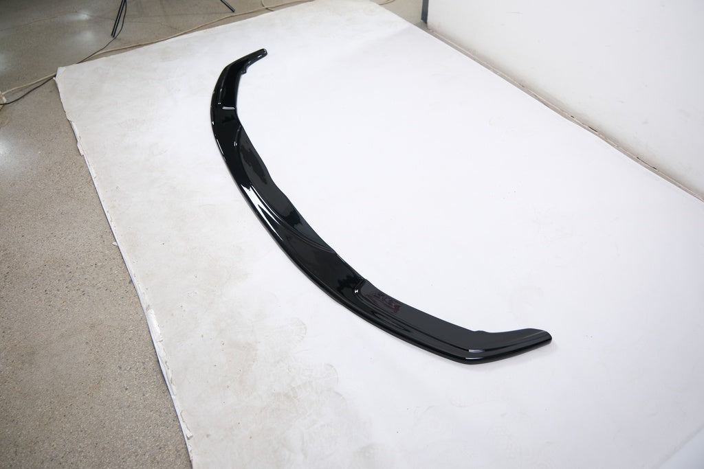 Frontsplitter schwarz glänzend passend für BMW 5er F10/F11 M-Paket 2011-2016 Version 3 – Ansicht 6